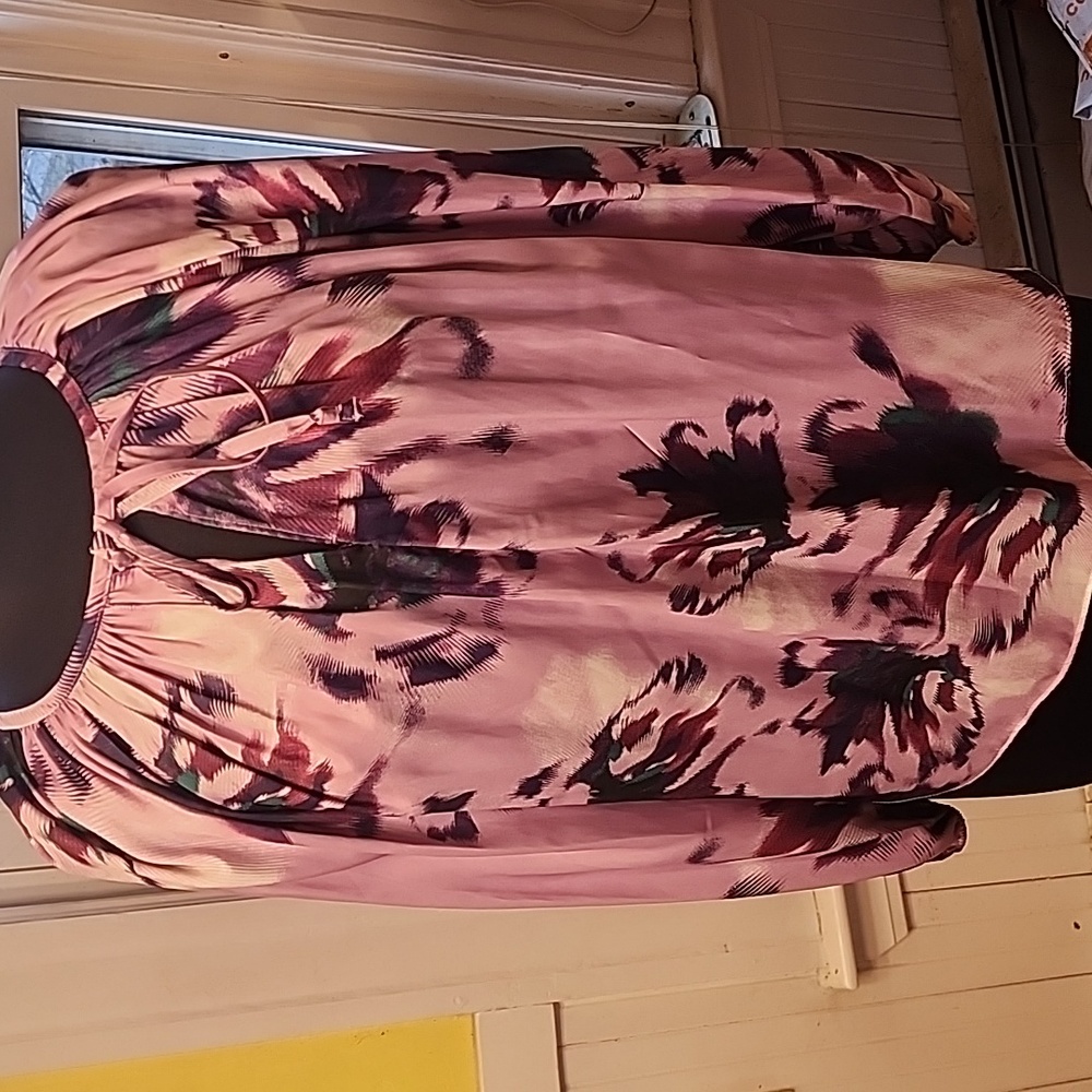 Jennifer Lopez XS women's blouse 👚